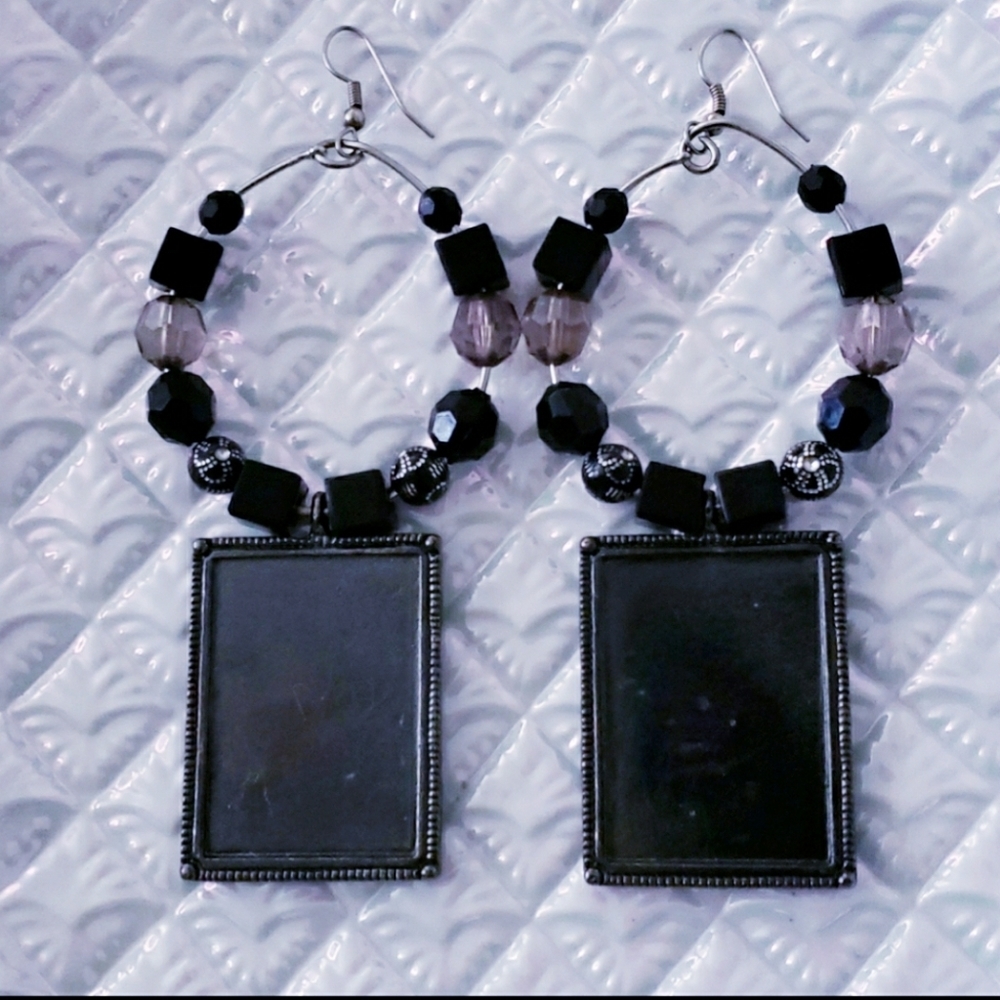 Handmade Black Beaded Chic Dangling Earrings.
